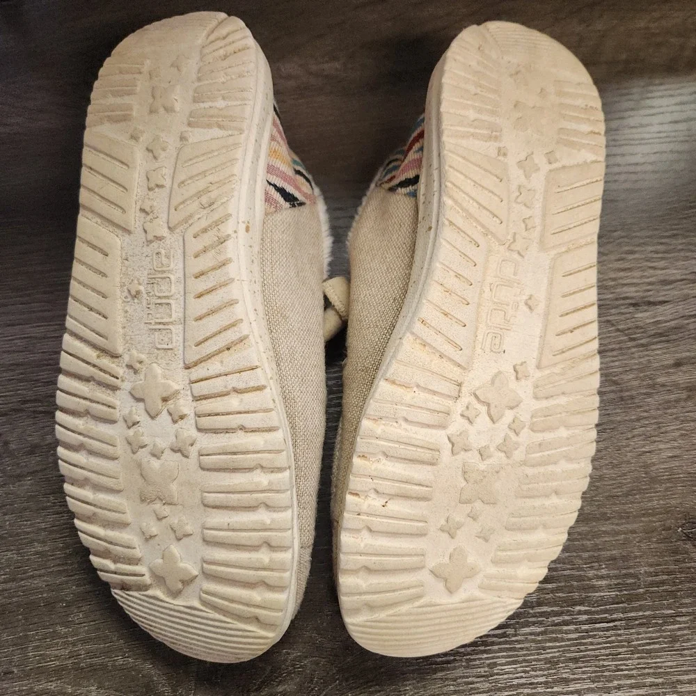 Hey Dude Women's Wendy Funk Wool Beige Size 7 Slip On Walking Comfort Shoes